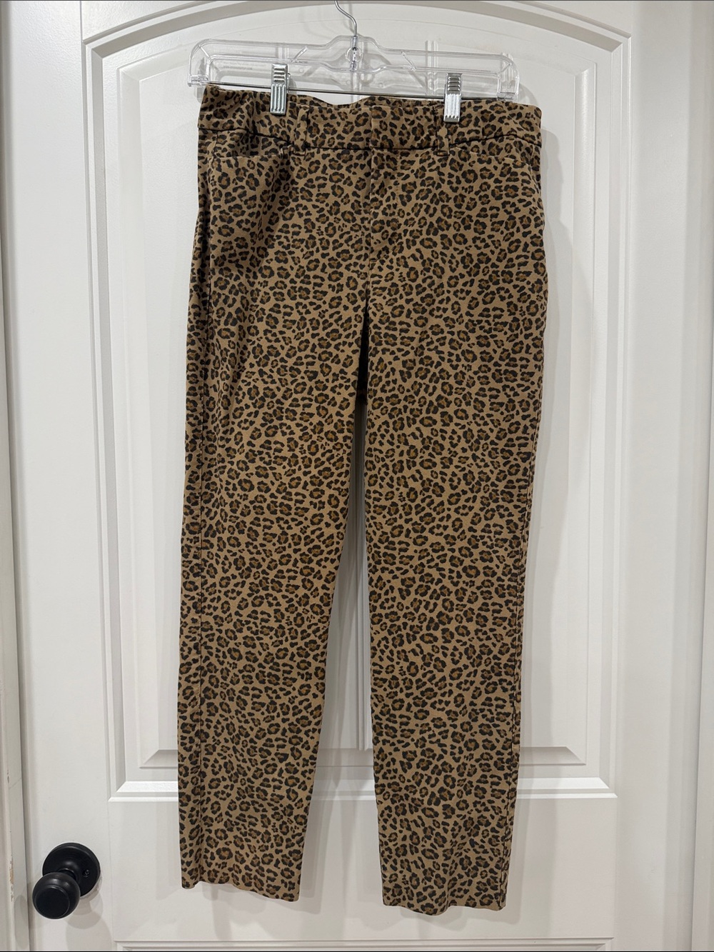 Old Navy Leopard-Print Stretch High Rise Pixie Pants in Tan and Black